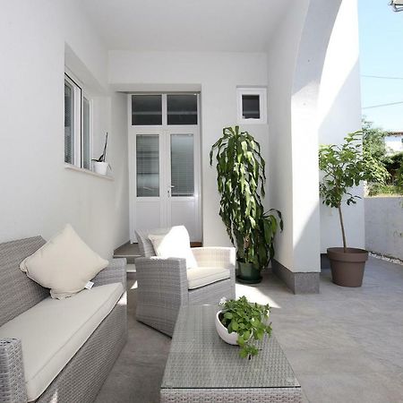 Apartments Ines ムルテル エクステリア 写真